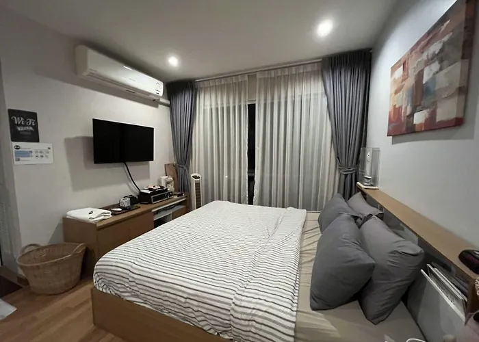 Autta House *